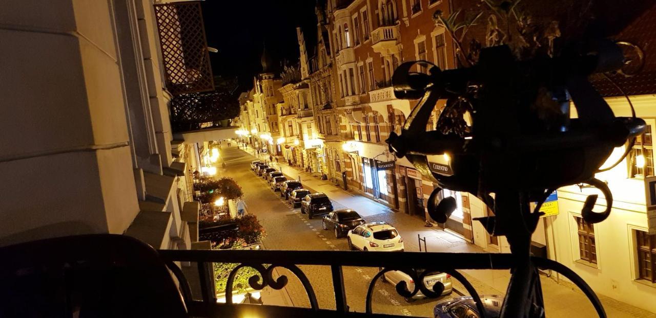 Astronomiczny Apartament , Mieszkanie 2 Pokojowe. Parking. Stary Toruń Buitenkant foto