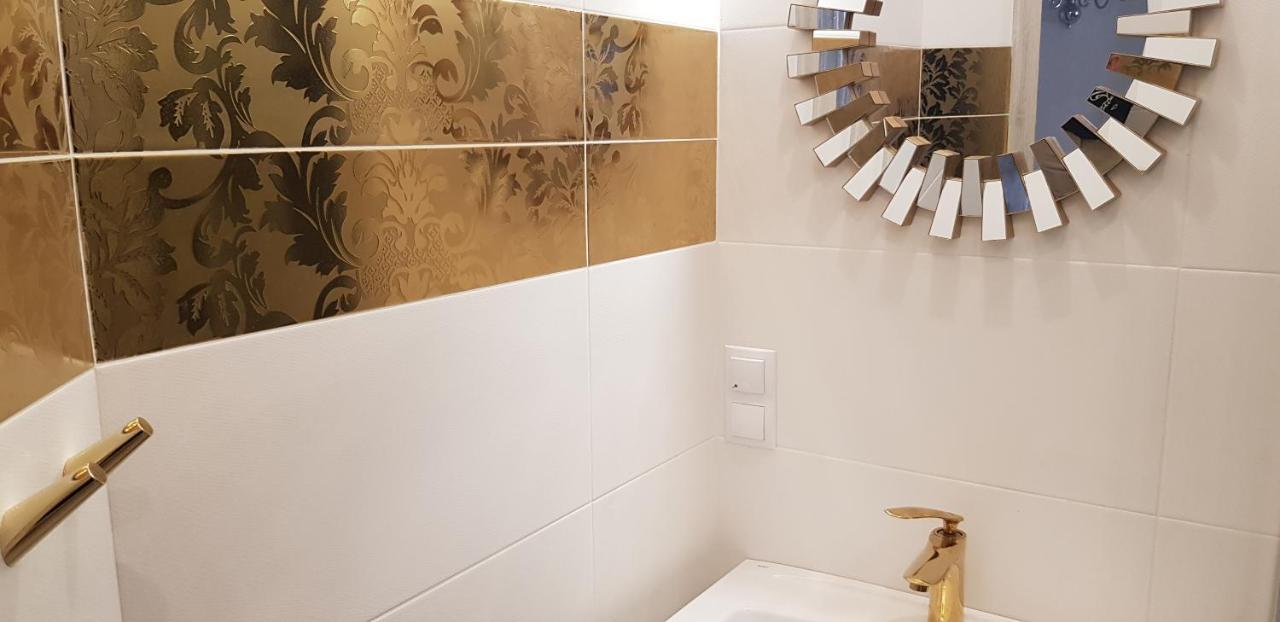 Astronomiczny Apartament , Mieszkanie 2 Pokojowe. Parking. Stary Toruń Buitenkant foto
