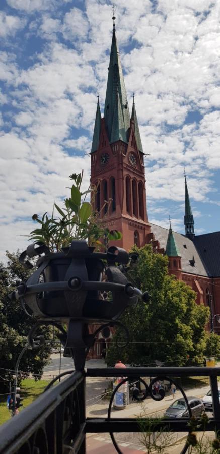 Astronomiczny Apartament , Mieszkanie 2 Pokojowe. Parking. Stary Toruń Buitenkant foto
