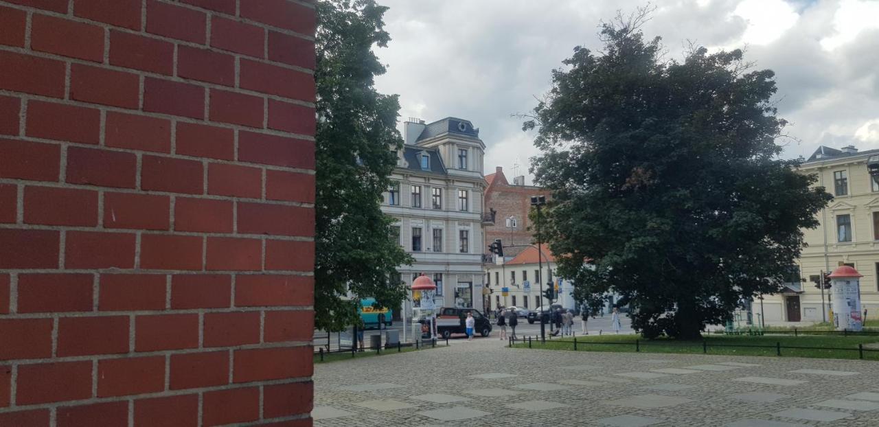 Astronomiczny Apartament , Mieszkanie 2 Pokojowe. Parking. Stary Toruń Buitenkant foto